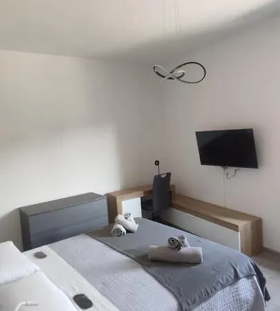 Апартаменти Welcome Migliarina 2 Ла-Спеція