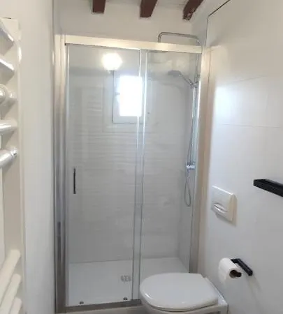 公寓 Welcome Migliarina 2 *